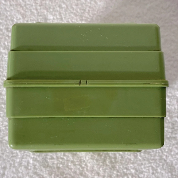 Vintage Orchid Paper Products Avocado Green Double Sided Napkin Dispenser - Picture 8 of 13